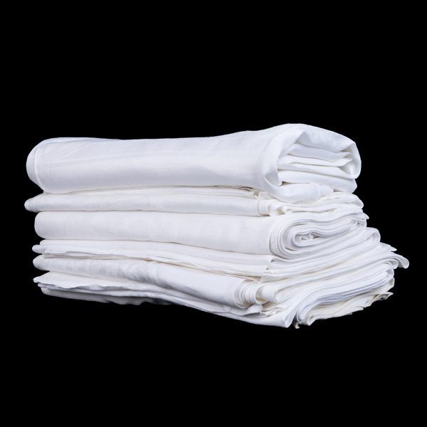 DUKAR, 7 st, linnedamast, sannolikt 1900-talets första hälft, bla ca 180 x 130 cm