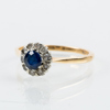 RING, 18k guld, med bla diamanter, 1962