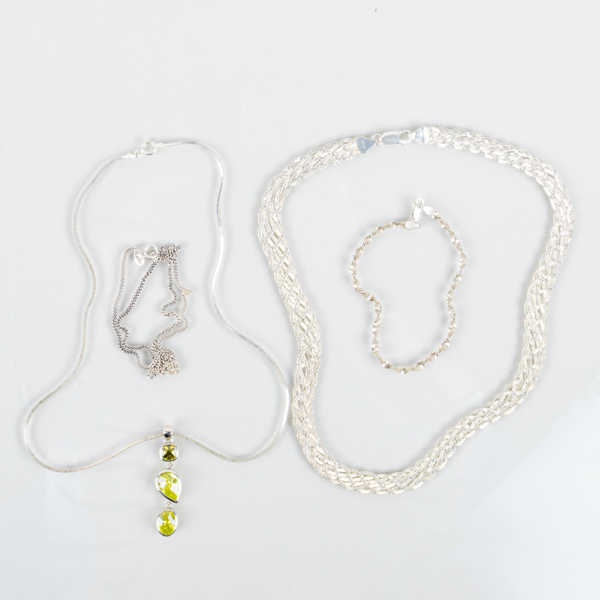 HALSBAND OCH ARMBAND, 4 st, silver, 1900-/2000-tal