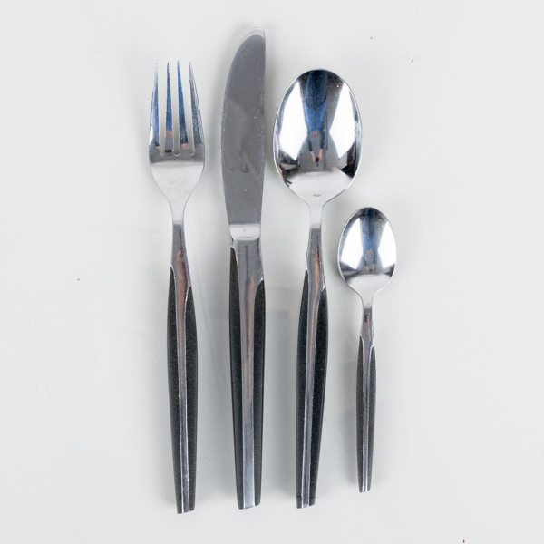 BESTICK, 24 del, Eldan, 1900-talets andra hälft