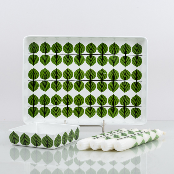 STIG LINDBERG, 2 st fat, porslin, "Berså", Gustavsberg