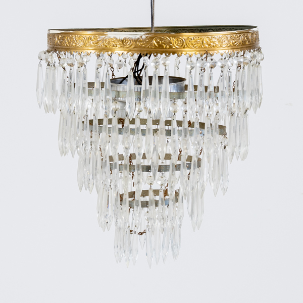 TAKPLAFOND, mässing och kristall, 1900-talets första hälft