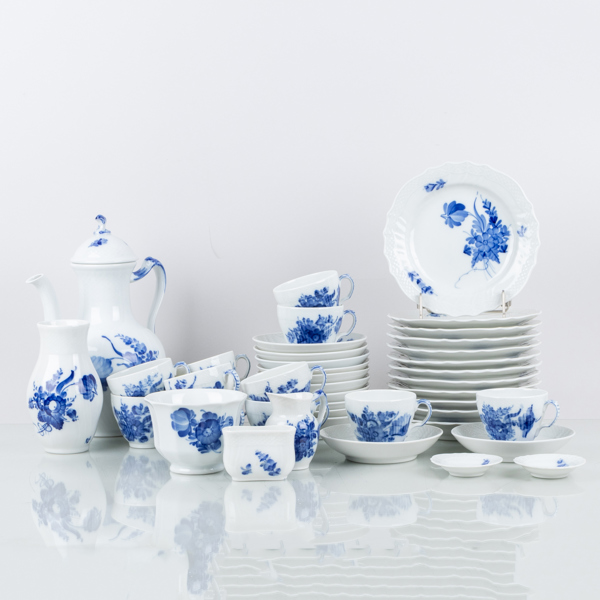 KAFFESERVIS, 29 del, porslin, "Blå Blomst", Royal Copenhagen