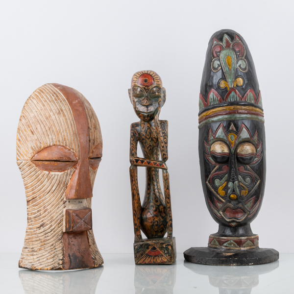 AFRIKANA, 3 del, målat trä, 1900-/2000-tal 