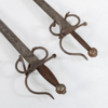 SVÄRD, 1 par, stål och mässing, 1800-/1900-tal