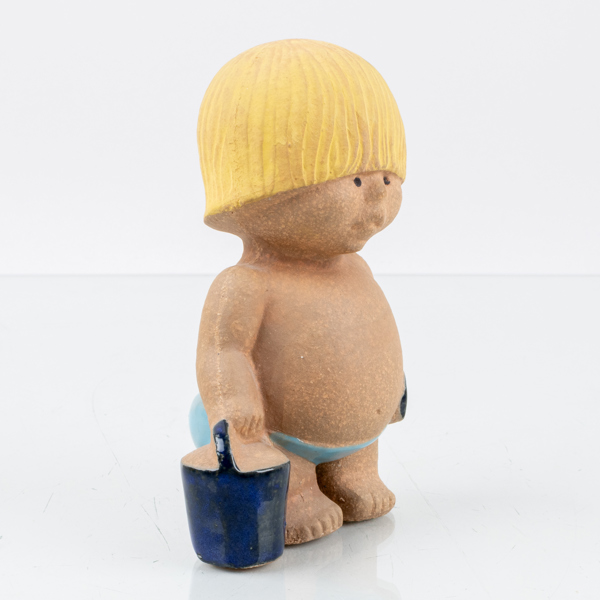 LISA LARSON, figur, stengods, "Väst", ur serien "All världens barn", Gustavsberg