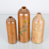 FLASKOR, 3 st, lergods, 1900-talets första hälft