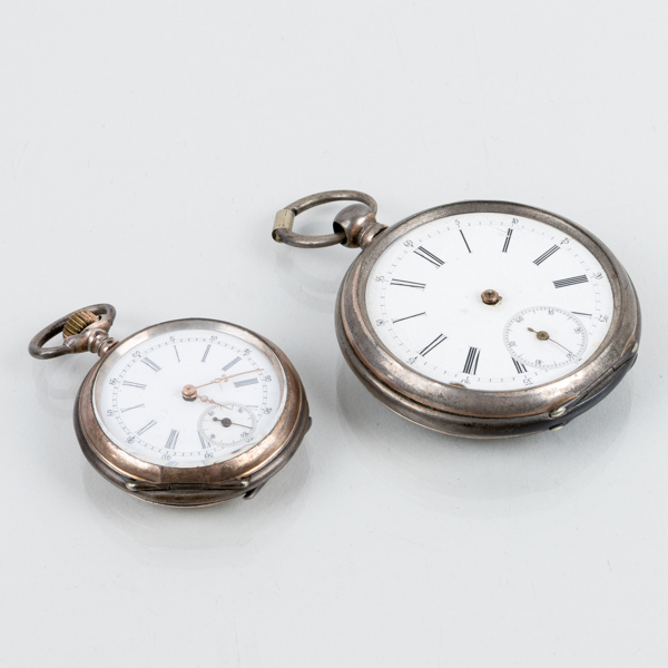 FICKUR, 2 st, silver, 1900-talets första hälft