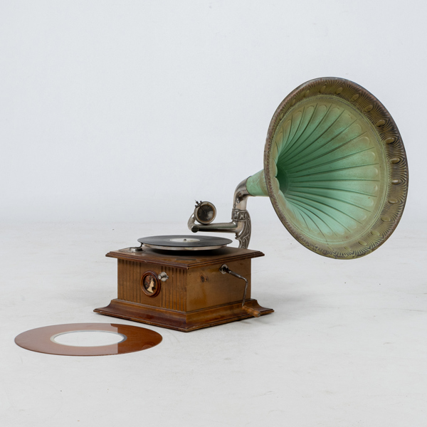 TRATTGRAMMOFON, 1800-/1900-tal