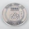 JUBILEUMSMYNT SAMT BROSCHER, 6 st, silver och emalj, 1900-tal