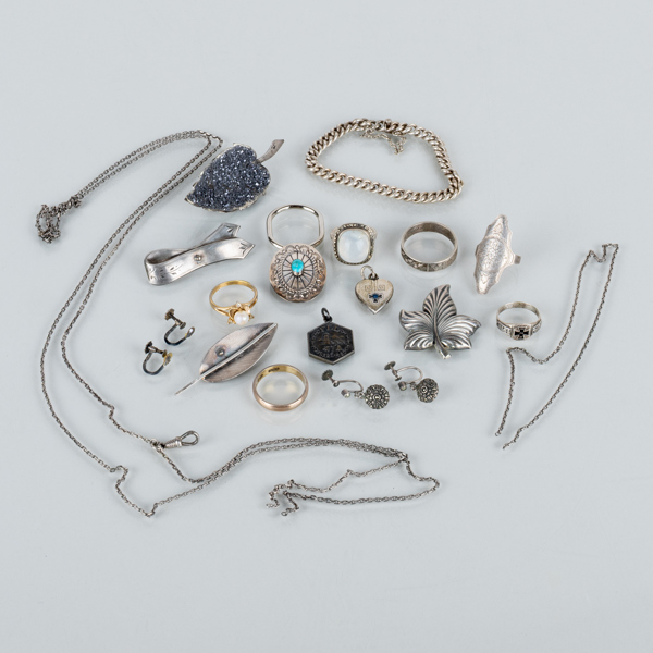 SAMLING SMYCKEN, 17 st, silver, 1900-tal