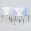 ARNE JACOBSEN, 5 st stolar, "Sjuan", Colour Edition, för Fritz Hansen, tillverkade 2025