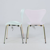 ARNE JACOBSEN, 5 st stolar, "Sjuan", Colour Edition, för Fritz Hansen, tillverkade 2025