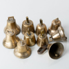 BJÄLLROR, 11 st, malm och mässing, bla Mora, 1800-/1900-tal