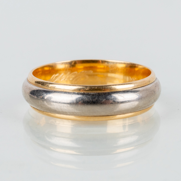 RING, 18k guld och vitguld, 2009