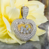 HÄNGE, 18k vitguld, med briljantslipade diamanter tot ca 3.39 ct