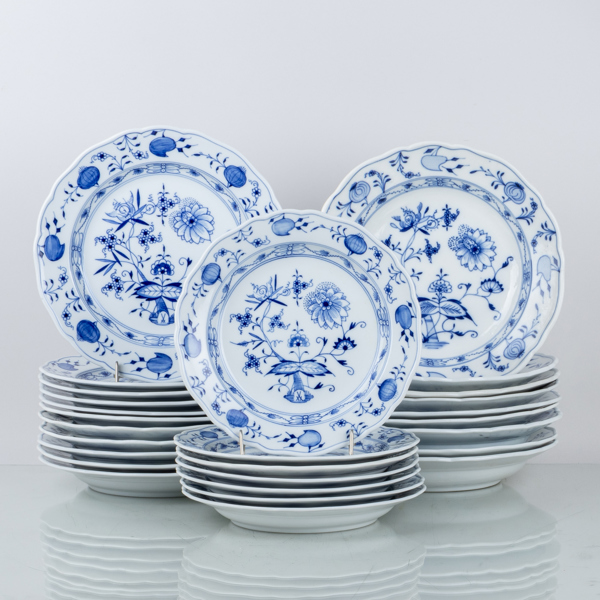 MATSERVIS, 27 del, porslin, lökmönstret, Meissen, Tyskland, 1900-talets andra hälft