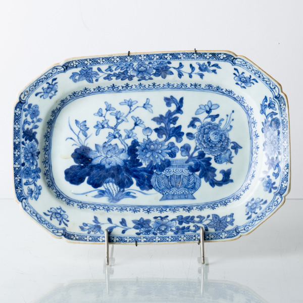 STEKFAT, porslin, Kina, Qianlong (1736-1795)