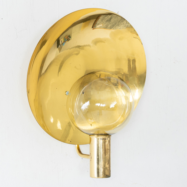 HANS-AGNE JACOBSSON, vägglampa, mässing och glas, modell "V 180", Markaryd, 1900-talets andra hälft