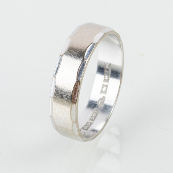 RING, 18k vitguld, BFH 1977