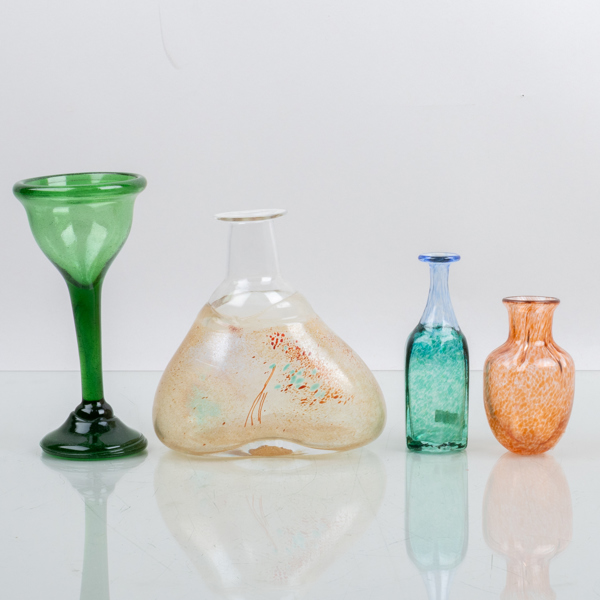 VASER OCH GLAS, 4 st, glas, bla Kosta Boda, mestadels sent 1900-tal