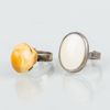 RINGAR, 2 st, sterlingsilver, bla med bärnsten Trelleborg 1972