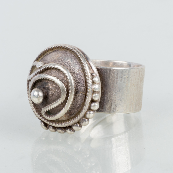 ROSA TAIKON & BERNDT JANUSCH, ring, sterlingsilver, 1992