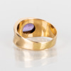 RING, 18k guld, med syntetisk safir, tot vikt ca 2,9 g