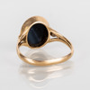 RING, 18k guld, med onyx