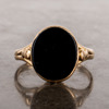 RING, 18k guld, med onyx