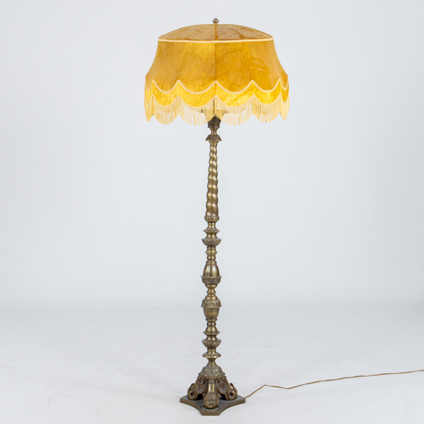 GOLVLAMPA, malm, 1900-talets mitt