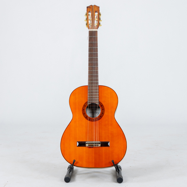 GITTAR, Almirez, modellnr C121, 1900-tal