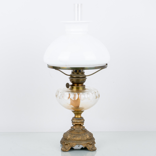 BORDSFOTOGENLAMPA, gjutgods, 1800-talets andra hälft 