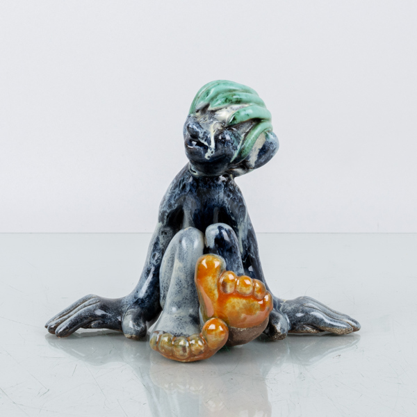  VICKE LINDSTRAND, figur, lergods, Upsala Ekeby