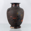 VAS, cloisonné på porslin, Japan, Meiji, 1800-/1900-tal, signerad