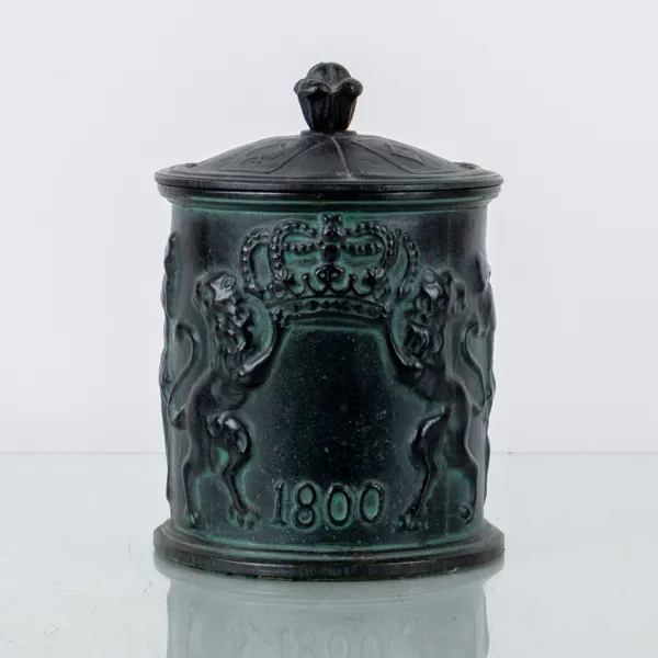 TOBAKSBURK, gjutjärn, 1900-tal