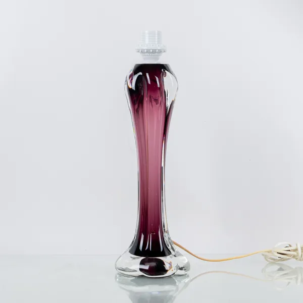BORDSLAMPSFOT, glas, Flygfors, 1900-talets andra hälft, signerad 