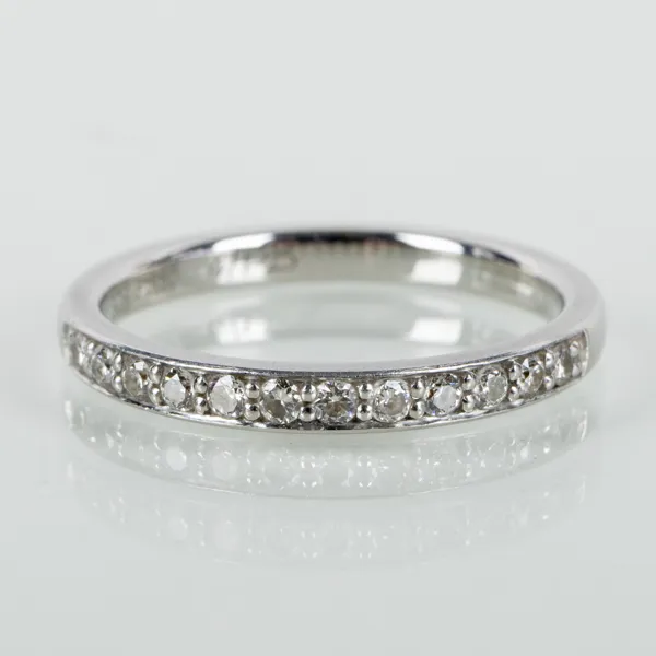 ALLIANSRING, platina, med 12 briljantslipade diamanter, tot 0,24 ct, Schalins smycken 