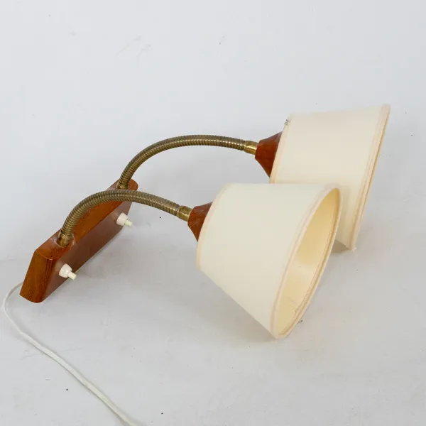 VÄGGLAMPA, teak, 1900-talets mitt