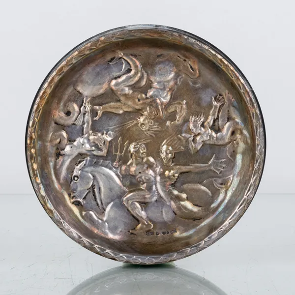 KARL HULTSTRÖM, coaster, silver och bakelit, "Vindarnas lek", modellnummer 7741, GAB, Stockholm, 1964