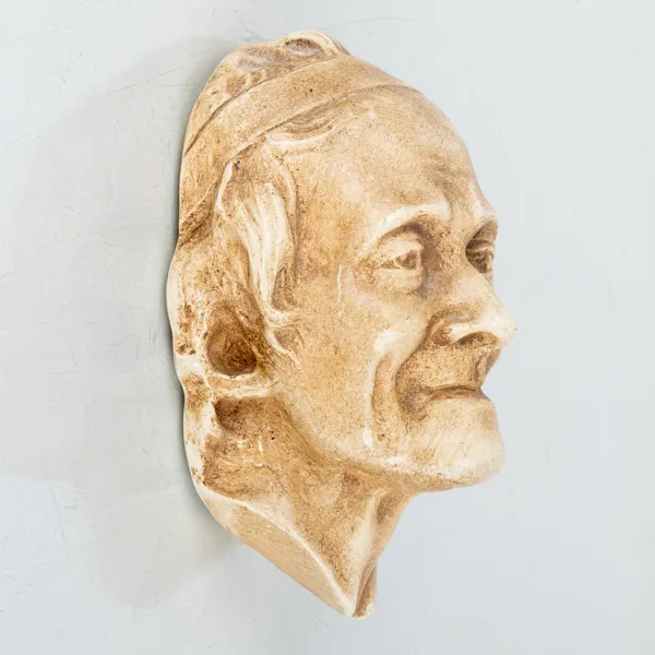 CARIN NILSON, tillskriven, patinerat gips, "Voltaire", 1900-tal