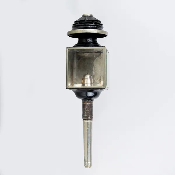 VAGNSLYKTA, metall och glas, 1800-/1900-tal