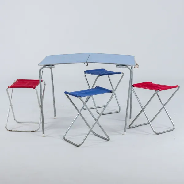 CAMPINGSET, 5 del, 1900-talets mitt