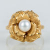 RING, 18k guld, med odlad pärla