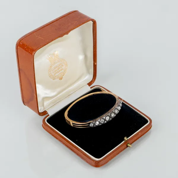 ARMBAND, 14k guld, med rosenslipade och gammalslipade diamanter tot ca 2.90 ct, sannolikt CG Hallberg tidigt 1900-tal