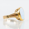 RING, 18k guld, med opal, Västerås Guldsmedsateljé 1971