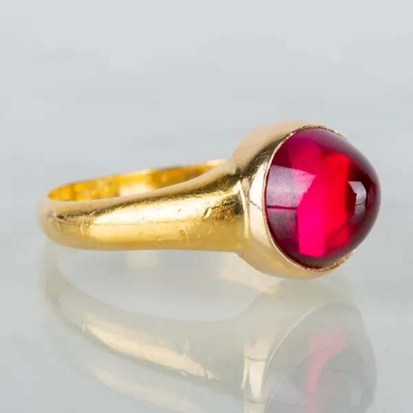 RING, minst 21k guld, otydliga stämplar