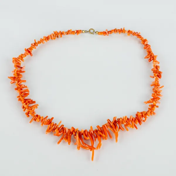 COLLIER, korall, 1900-talets mitt