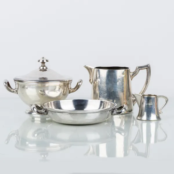 SAMLING NYSILVERFÖREMÅL, 4 del, bla Art Krupp Berndorf och Gense, 1900-talets första hälft 