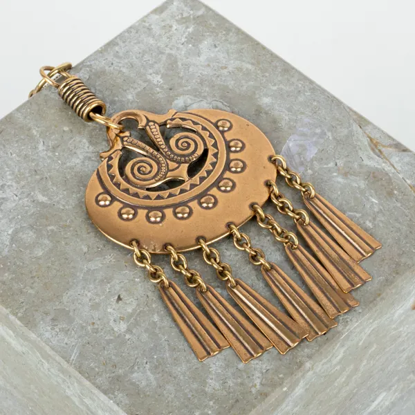 GERMUND PAAER, collier med hänge "Mångudinnan", brons, Kalevala Koru